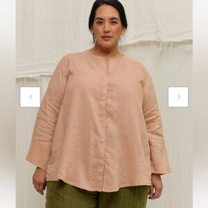 Elizabeth Suzann Long Sleeve Kara Snap Top in Lightweight Linen